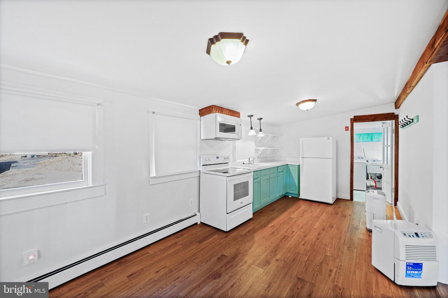 4432 Silver Spring Rd Property Photo 8