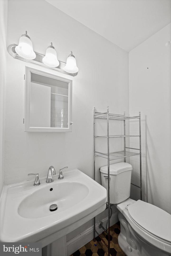 4432 Silver Spring Rd Property Photo 18