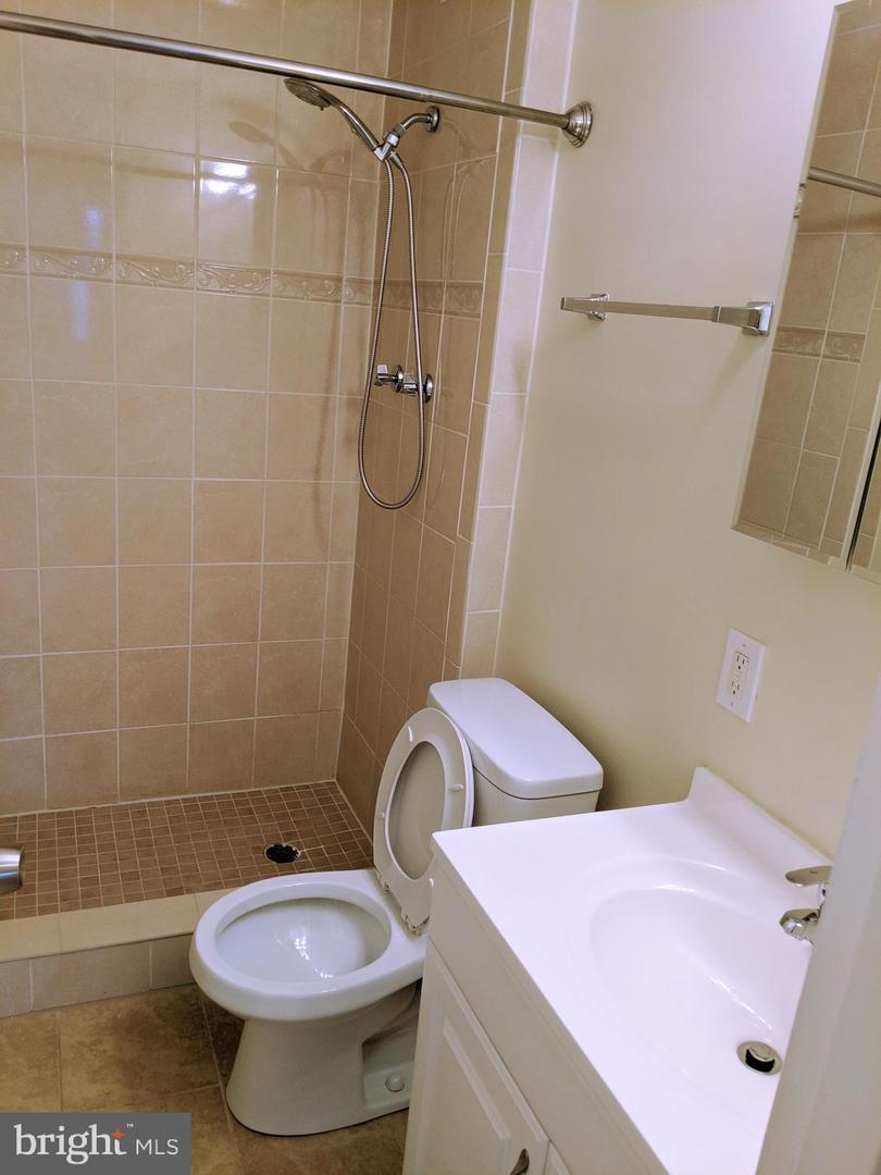 130 Slade Ave #520 Property Photo 14