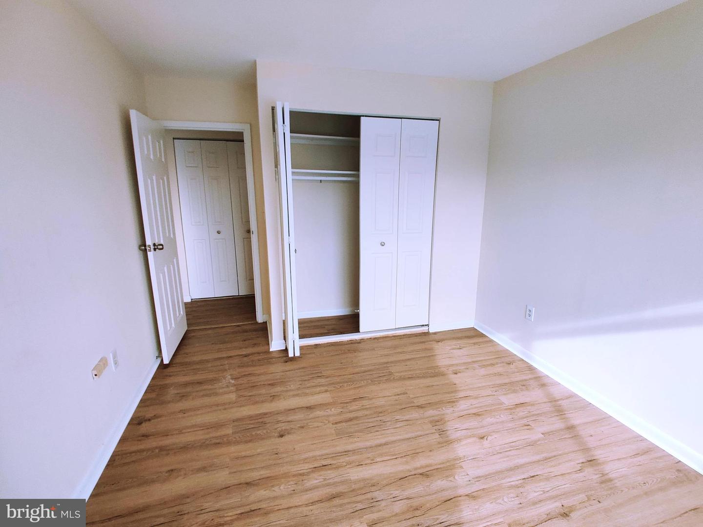 130 Slade Ave #520 Property Photo 15