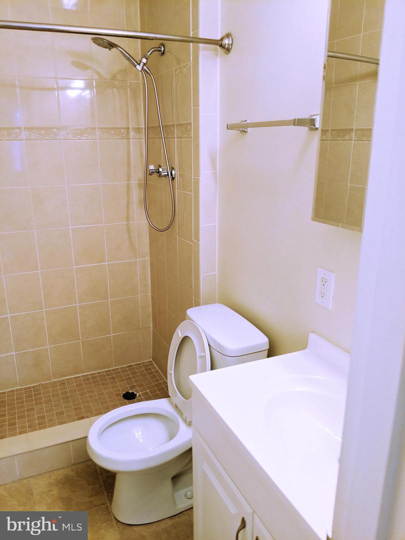 130 Slade Ave #520 Property Photo 16