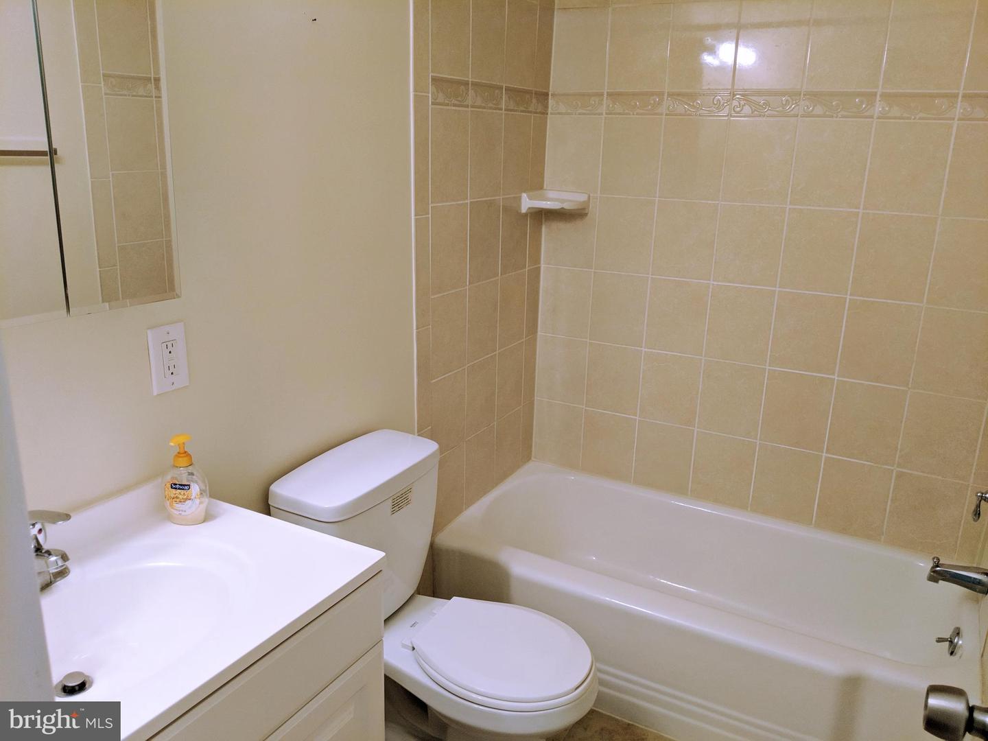 130 Slade Ave #520 Property Photo 24
