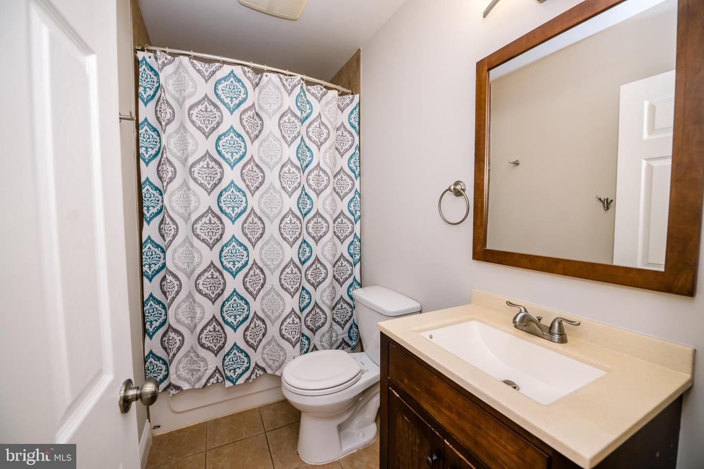 2930 Summit Ave Property Photo 10