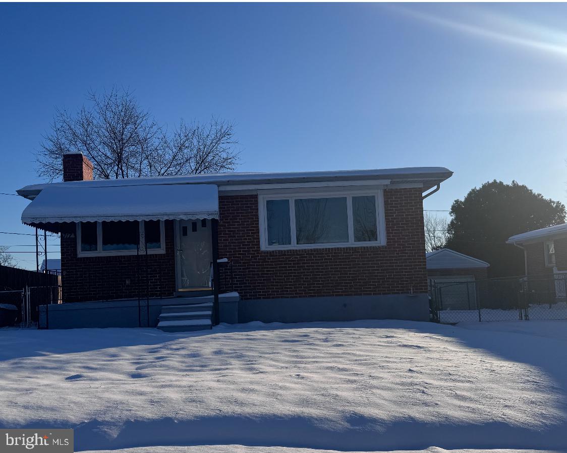 717 50th St Property Photo