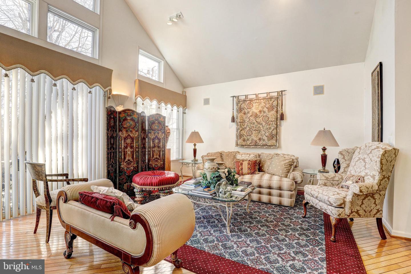 38 Stags Leap Ct Property Photo 9