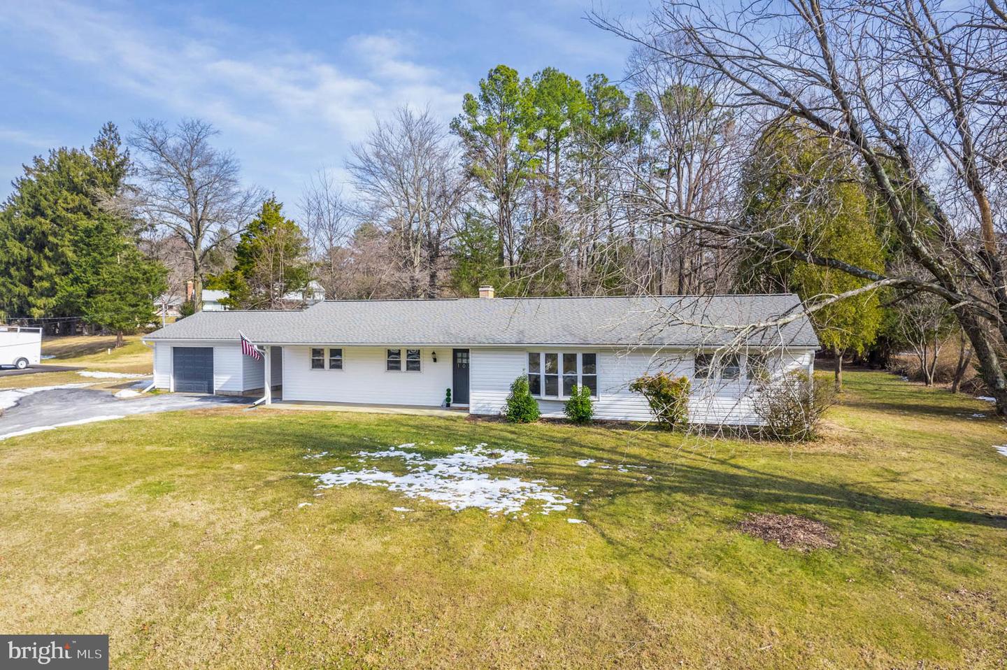 103 Sunnyking Dr Property Photo