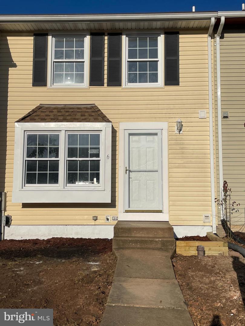 6 Bardia Court Property Photo