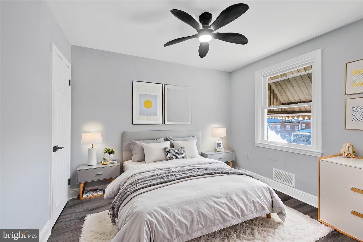 7421 Holabird Ave Property Photo 13