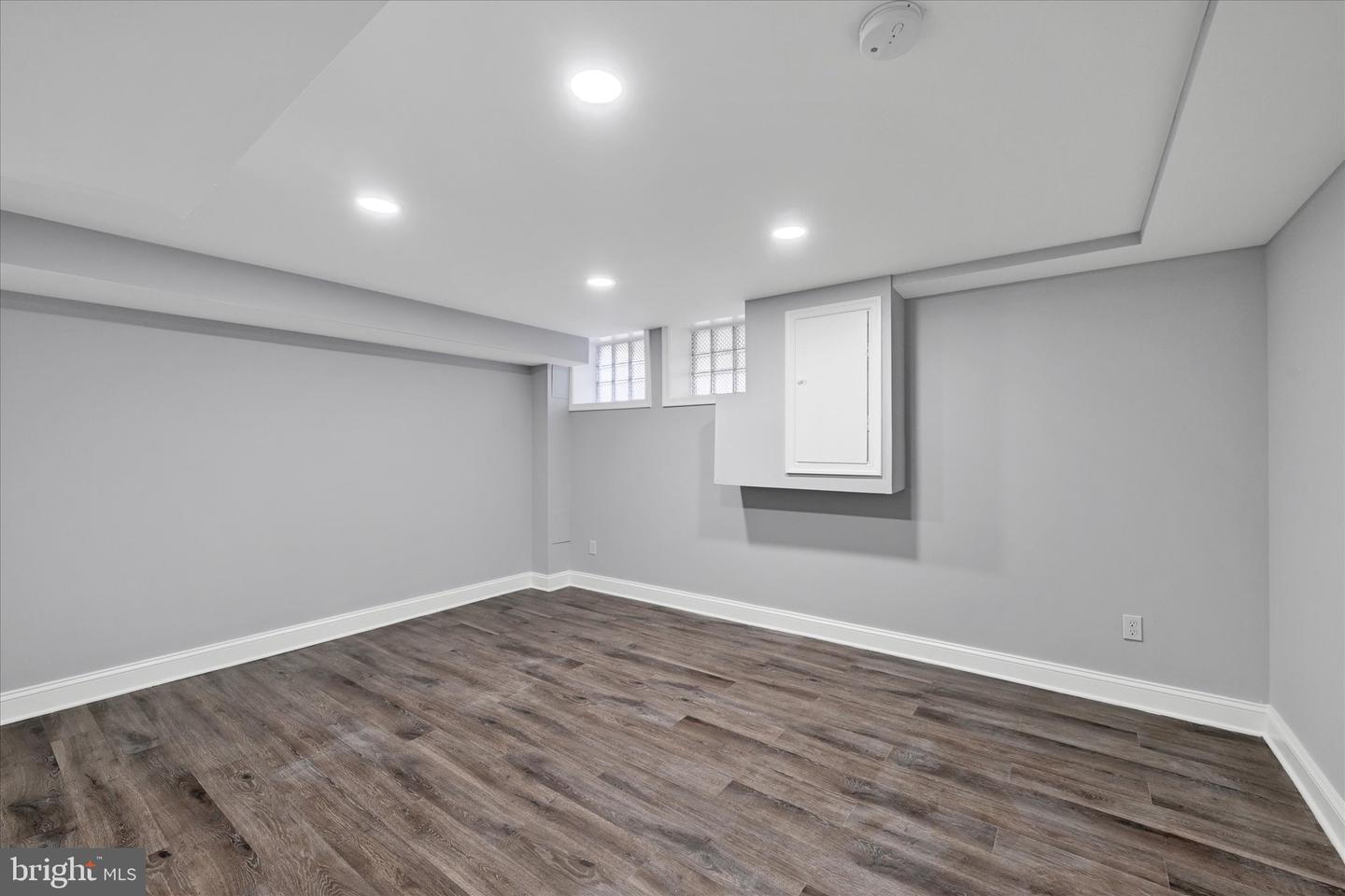 7421 Holabird Ave Property Photo 19