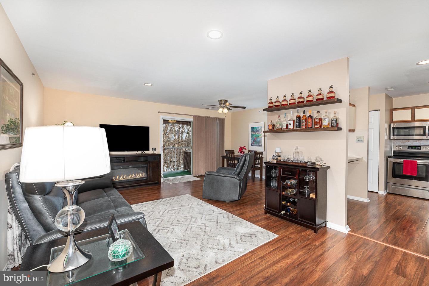 4100 Chardel Rd #3b Property Photo 3