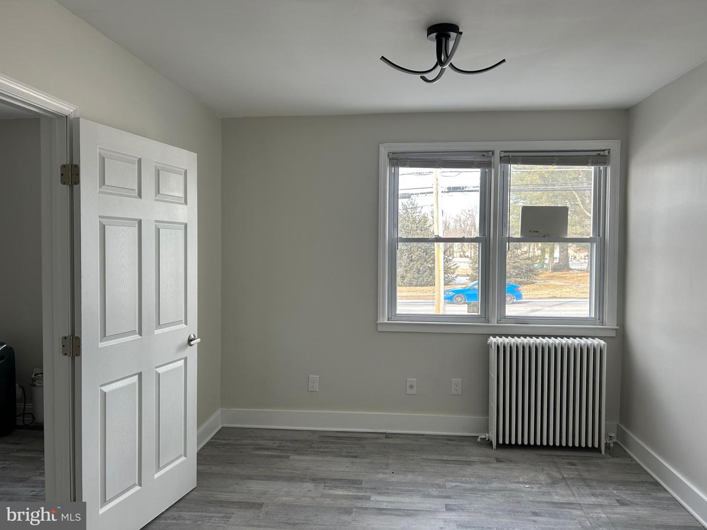 9715 Philadelphia Rd #main Level Property Photo 4