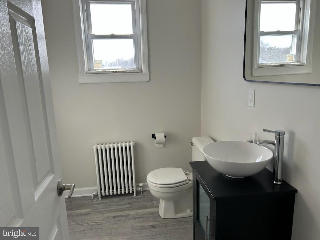9715 Philadelphia Rd #main Level Property Photo 8