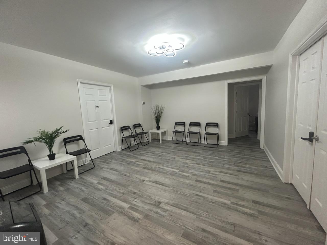 9715 Philadelphia Rd #main Level Property Photo 10