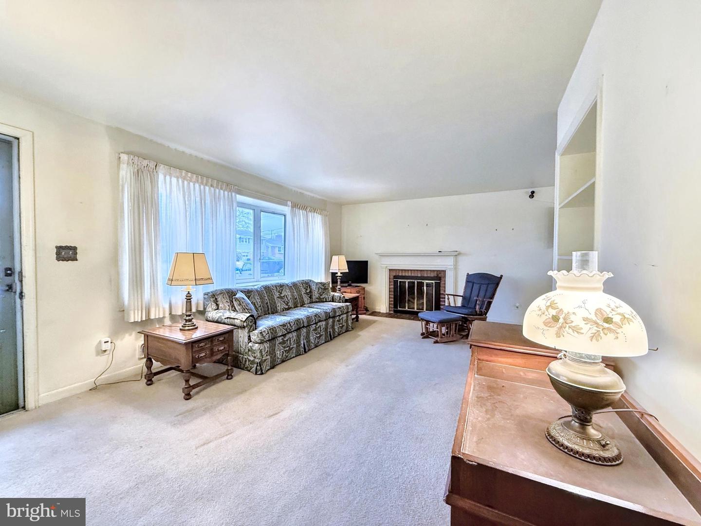 19 Atherton Rd Property Photo 3