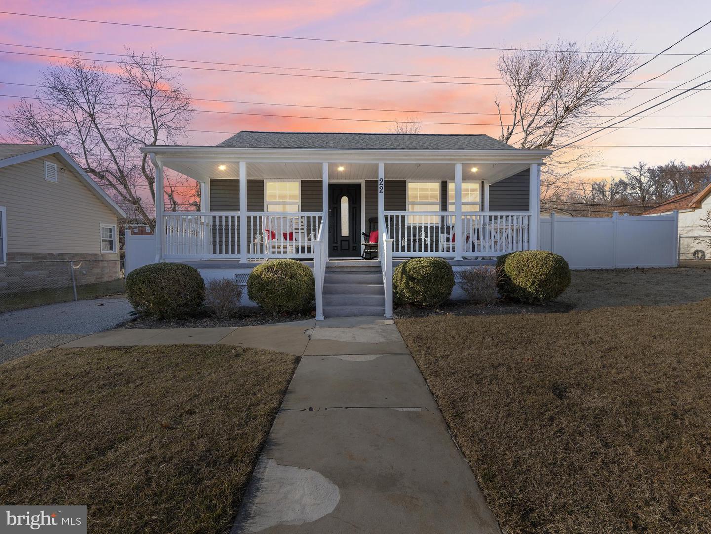 22 Walkway Ct Property Photo
