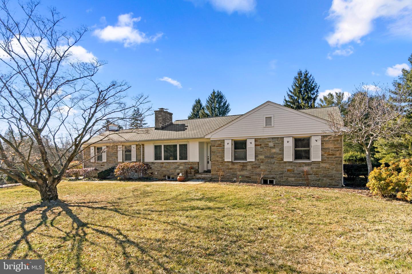 2124 Dulaney Valley Rd Property Photo