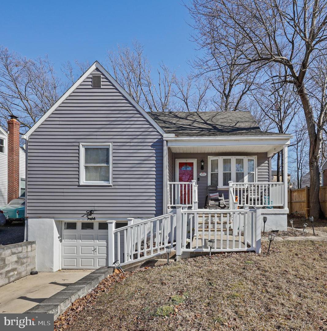 3222 Summit Ave Property Photo