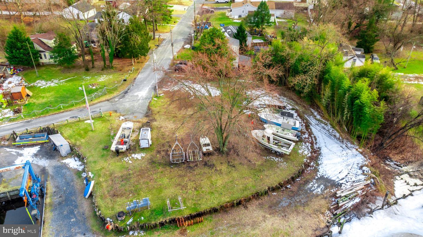 201 Oak Ave Property Photo 15