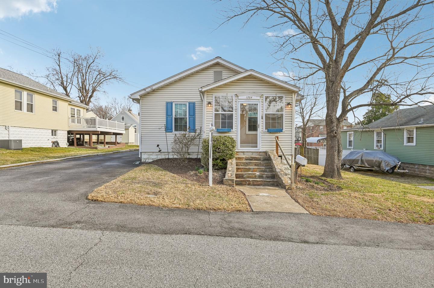 1264 Vogt Ave Property Photo
