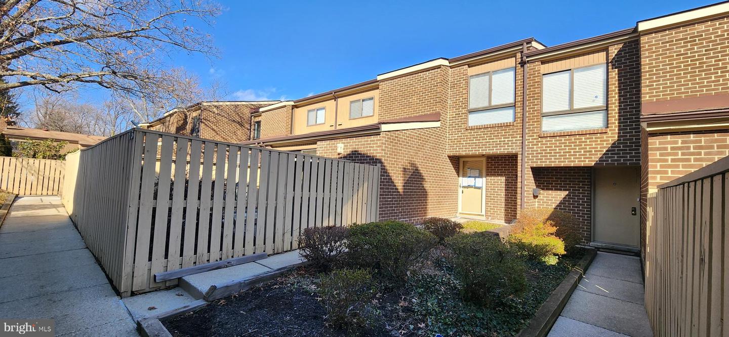 15 Cobbler Ct #g Property Photo