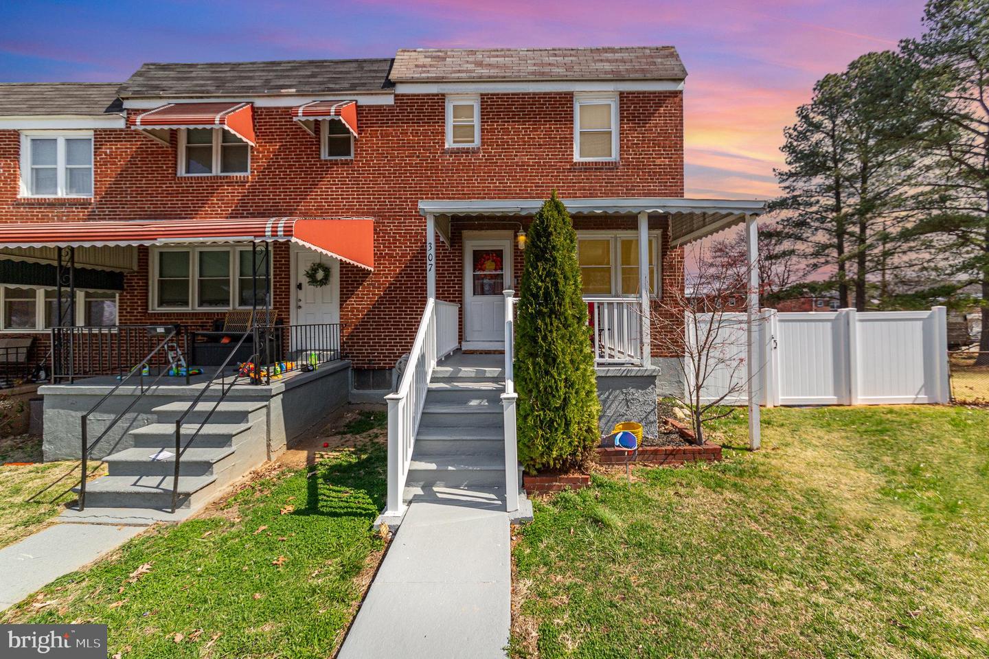 Kenwood High Ib And Sports Scien Real Estate Listings Main Image