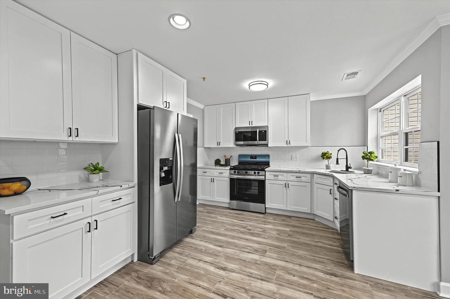Beckett Green Real Estate Listings Main Image