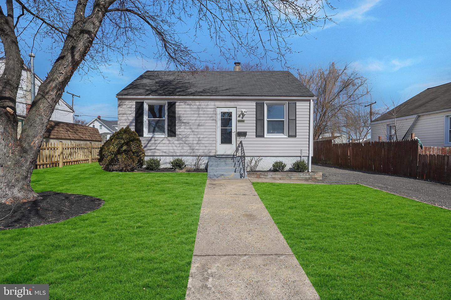 2604 Page Dr Property Photo