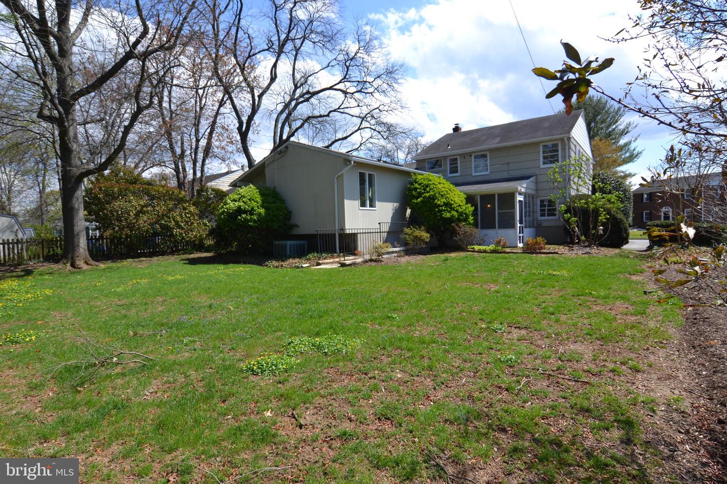 1608 Templeton Rd Property Photo 3