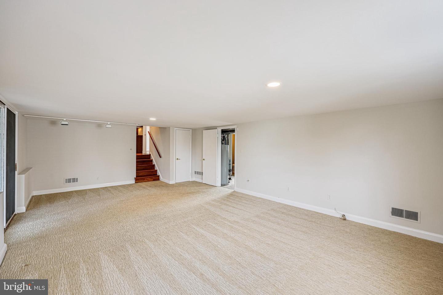 1608 Templeton Rd Property Photo 25