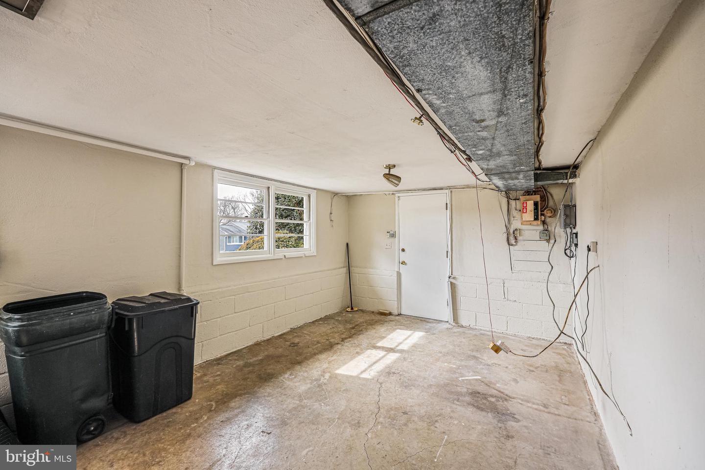 1608 Templeton Rd Property Photo 28