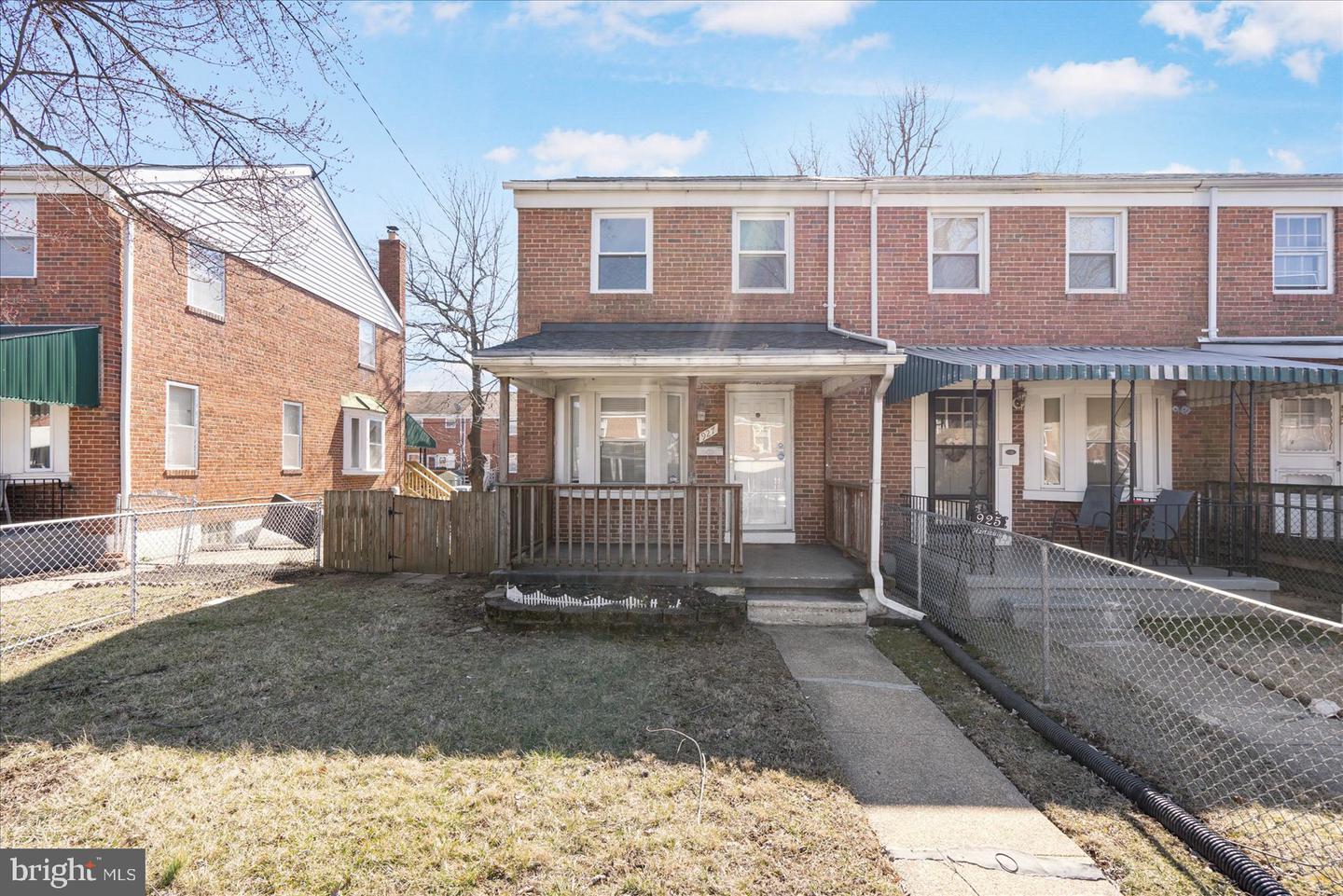 927 Middlesex Rd Property Photo