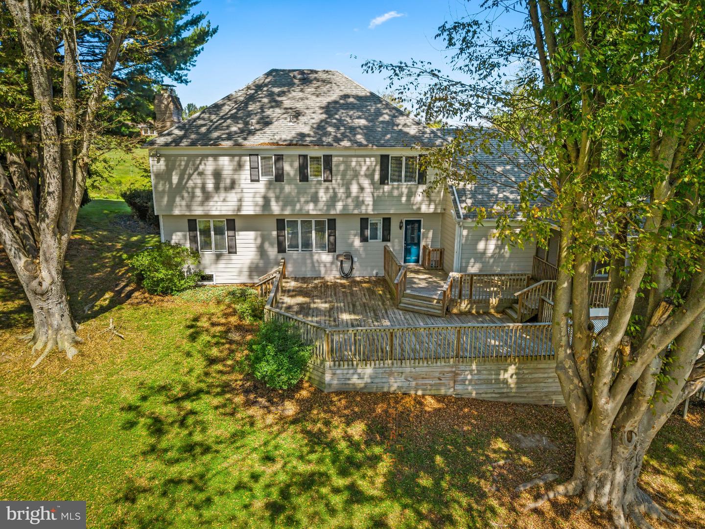 14110 Greencroft Ln Property Photo 7