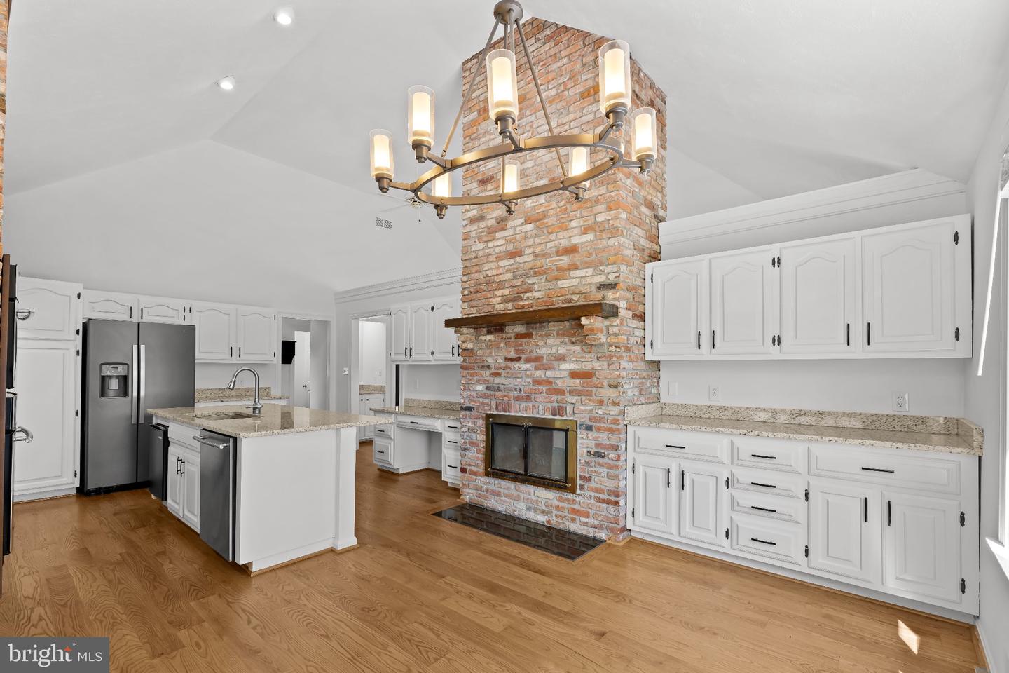 14110 Greencroft Ln Property Photo 26