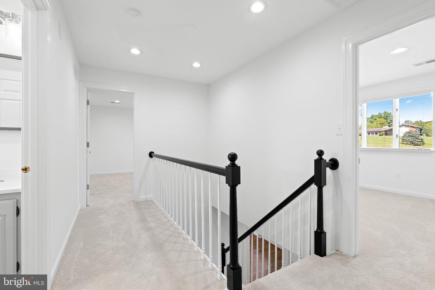 14110 Greencroft Ln Property Photo 32