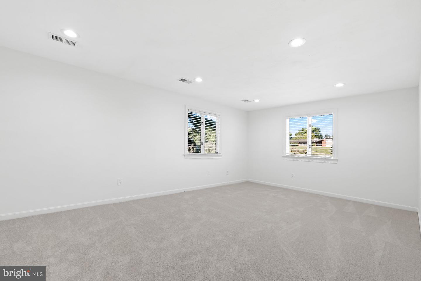 14110 Greencroft Ln Property Photo 33