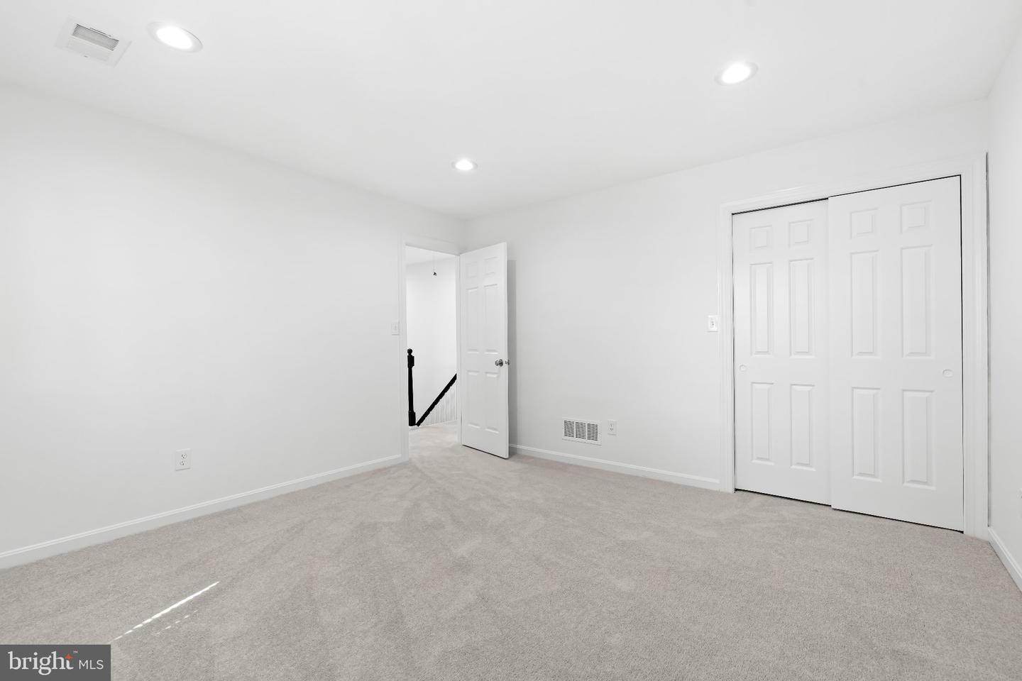 14110 Greencroft Ln Property Photo 40