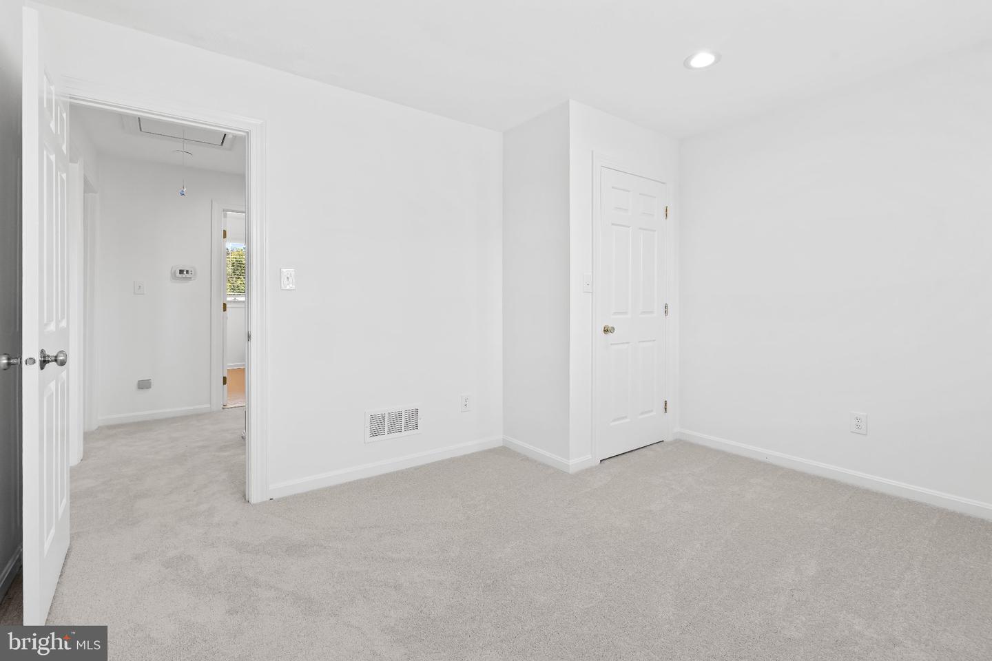 14110 Greencroft Ln Property Photo 44