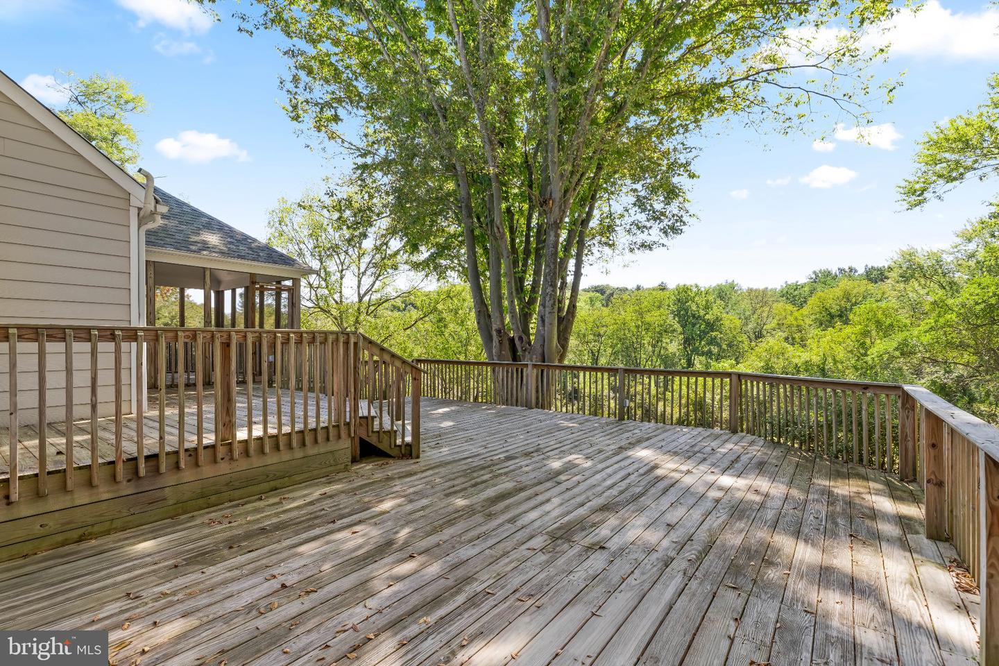14110 Greencroft Ln Property Photo 56