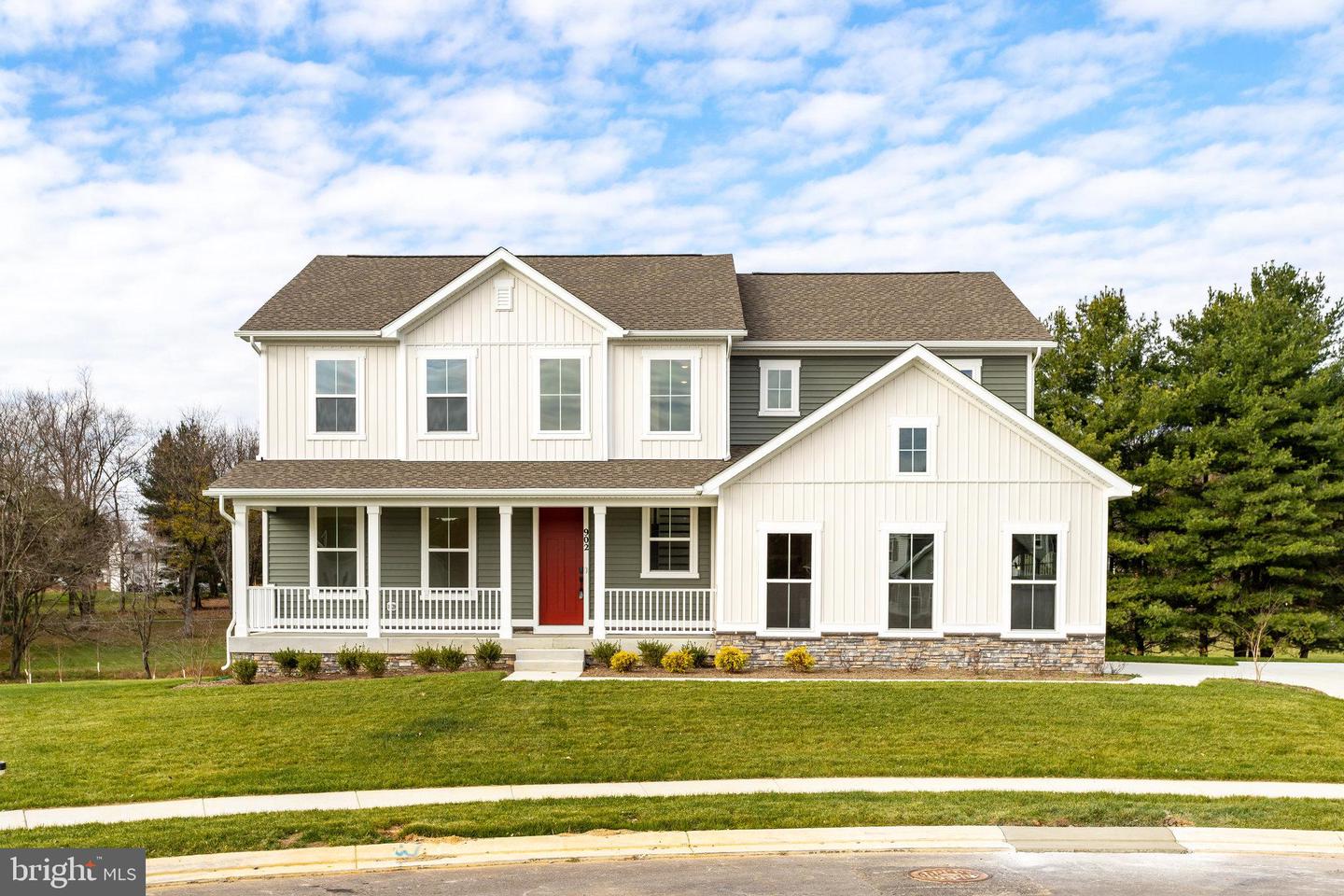 902 Honeyflower Dr Property Photo 1