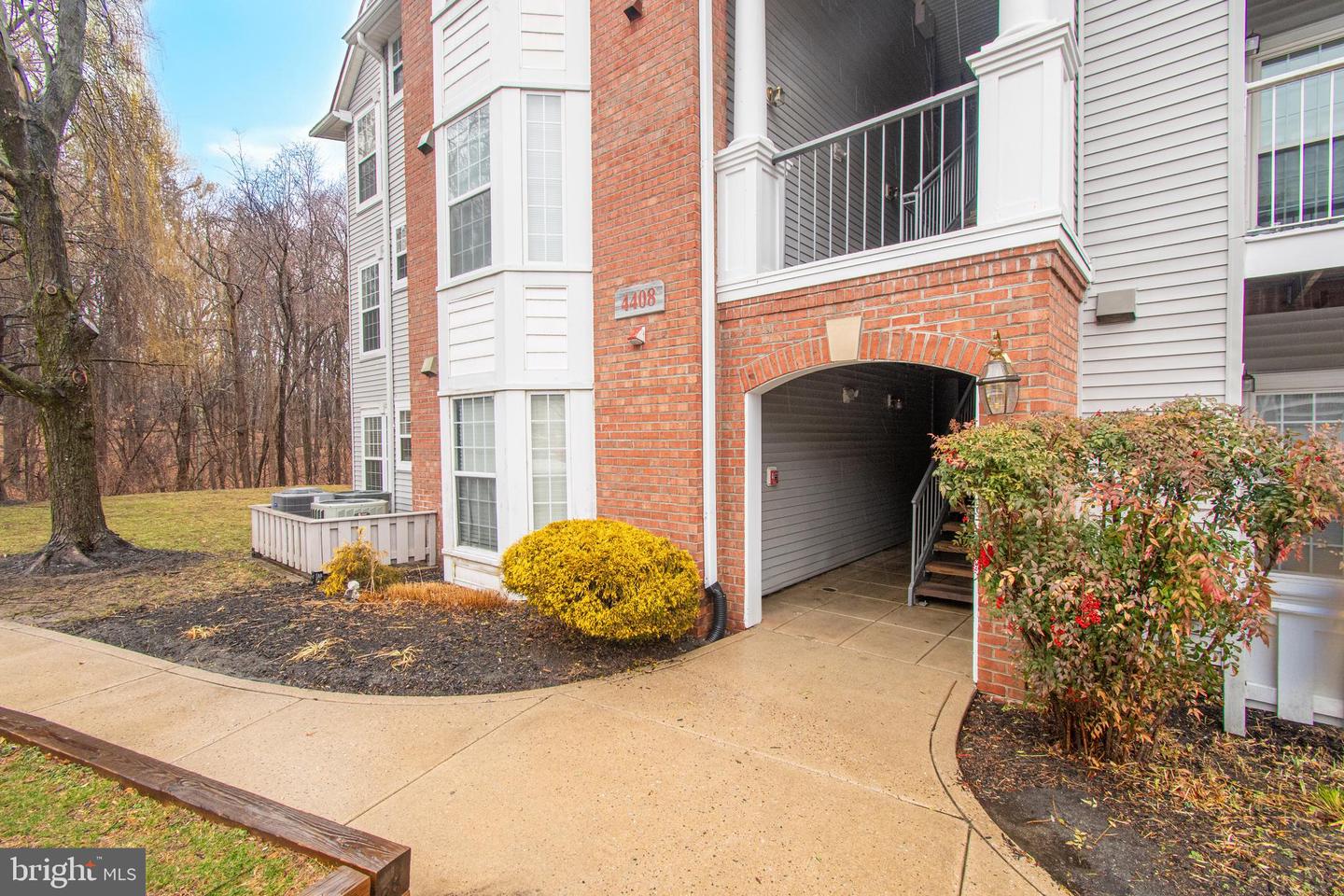 4408 Silverbrook Ln #k102 Property Photo 2