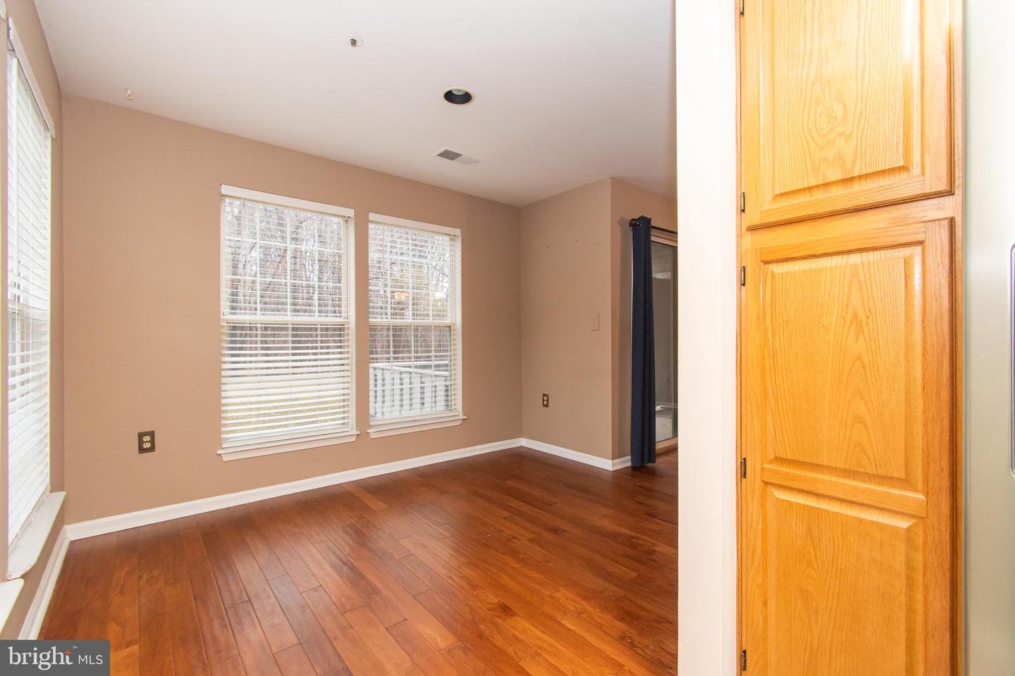 4408 Silverbrook Ln #k102 Property Photo 8