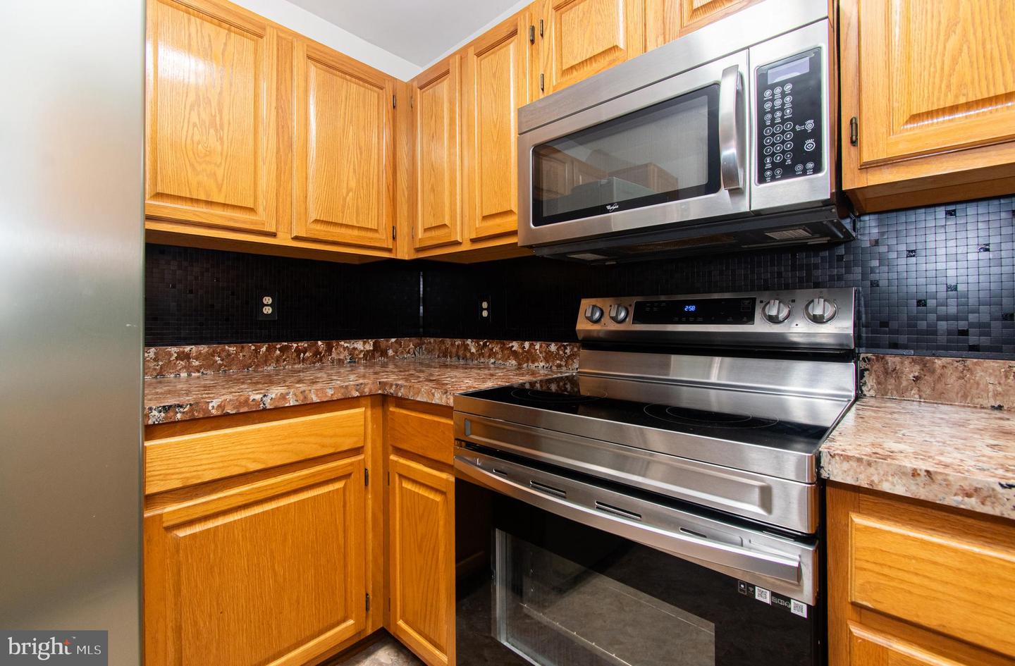 4408 Silverbrook Ln #k102 Property Photo 11