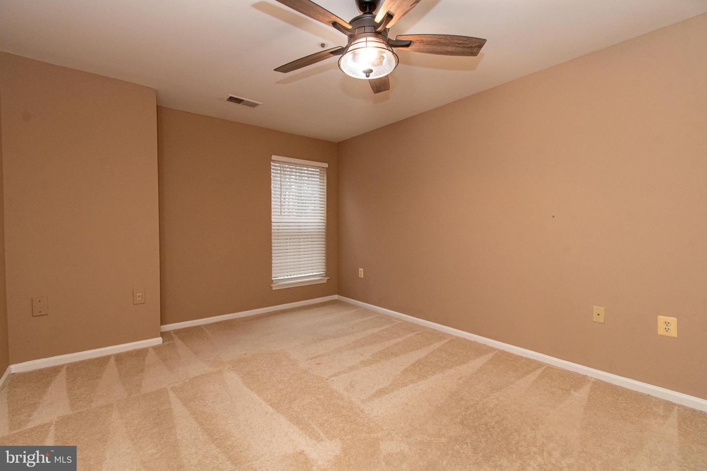 4408 Silverbrook Ln #k102 Property Photo 13