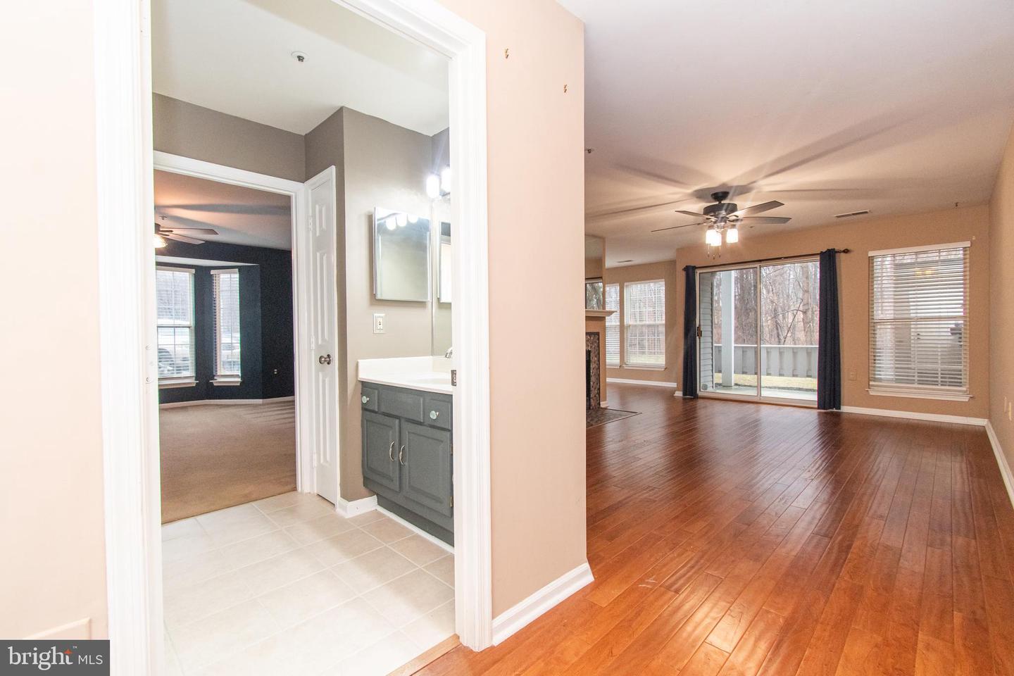 4408 Silverbrook Ln #k102 Property Photo 25
