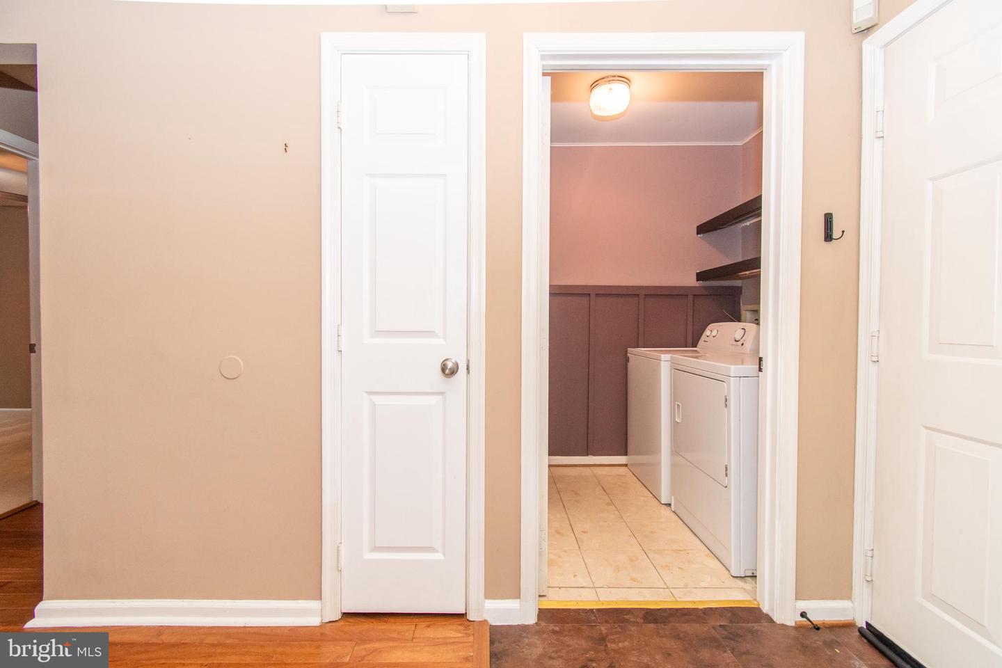 4408 Silverbrook Ln #k102 Property Photo 29