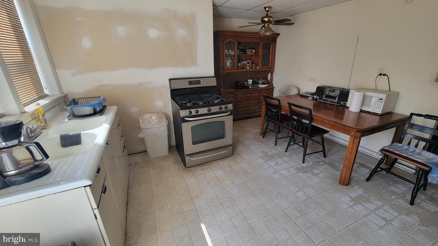 4619 Wilkens Ave Property Photo 16
