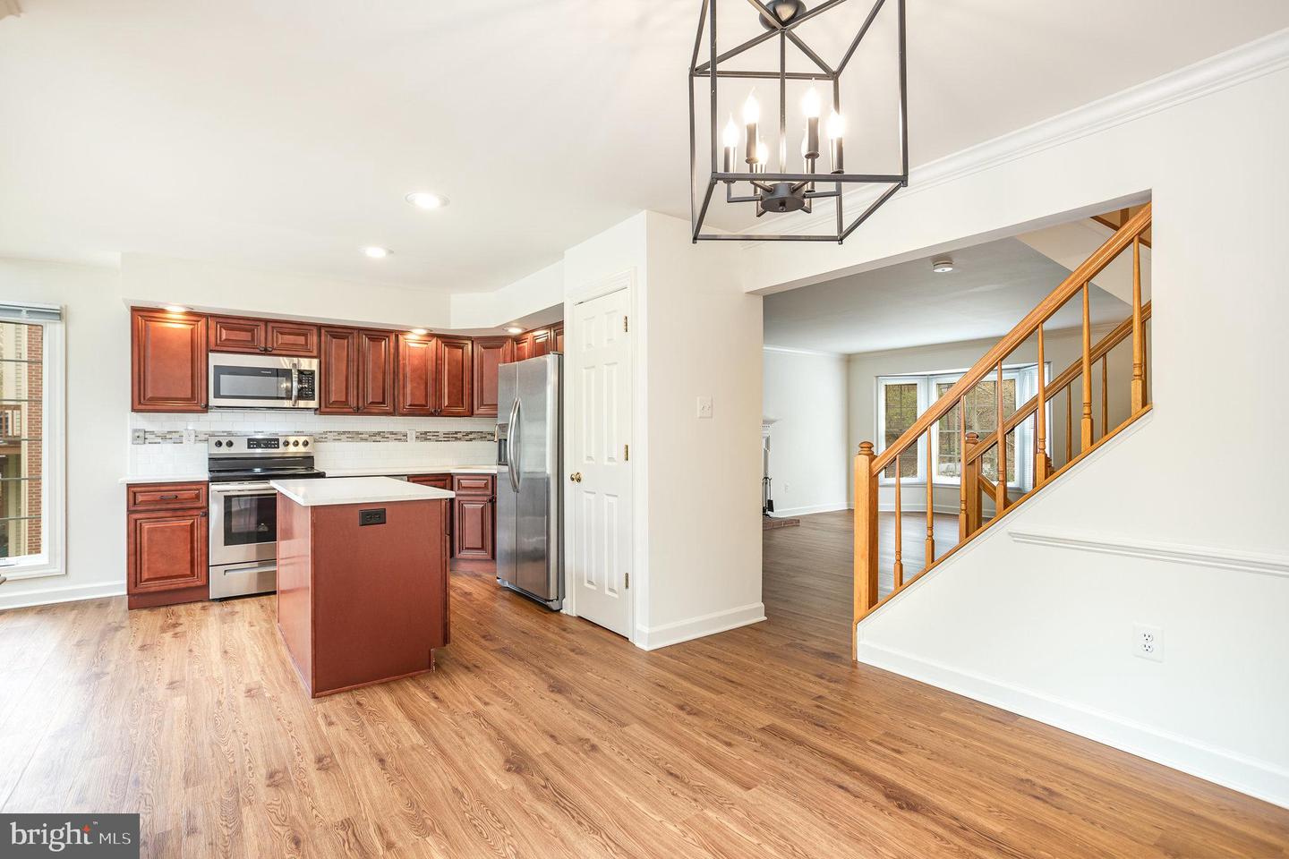 655 Budleigh Cir Property Photo 10