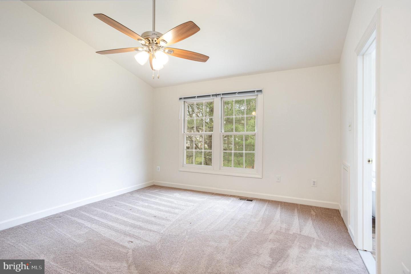 655 Budleigh Cir Property Photo 16