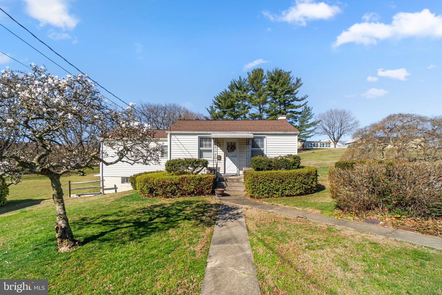 Carney Real Estate Listings Main Image
