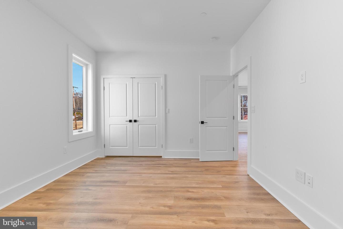 718-7 S Marlyn Ave Property Photo 58
